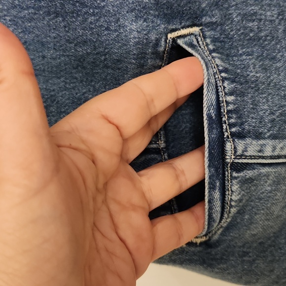 Levi's Jaylah Denim Vest - Picture 4 of 8